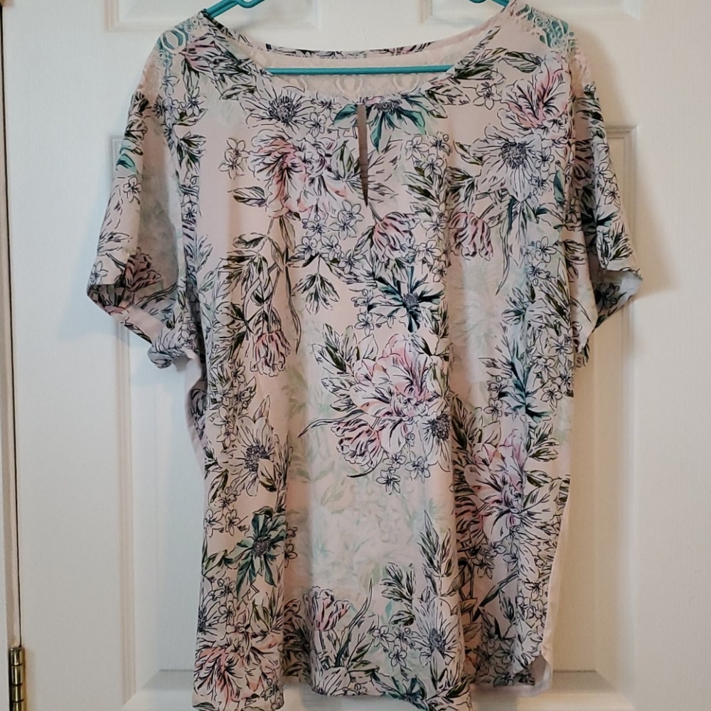 Van Heusen xxl floral top